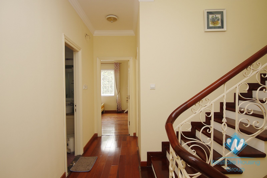 Five-bedroom villa for rent in Vinhome Riverside near BIS international school